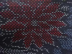 アンティーク　流水に花模様織り出し本場泥大島紬着物